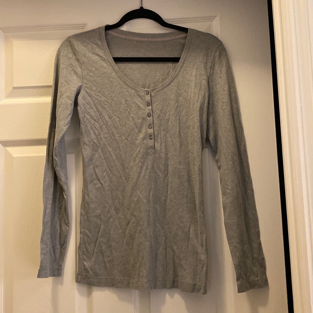 Gray PINK VS night shirt